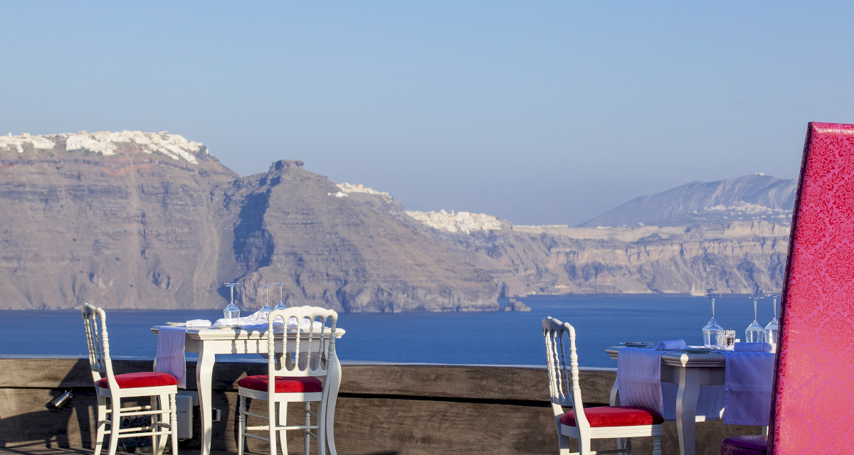 Restaurant wedding venues and reception on Santorini island in Greece: свадьба на санторини, свадебное агентство Julia Veselova - Фото 5